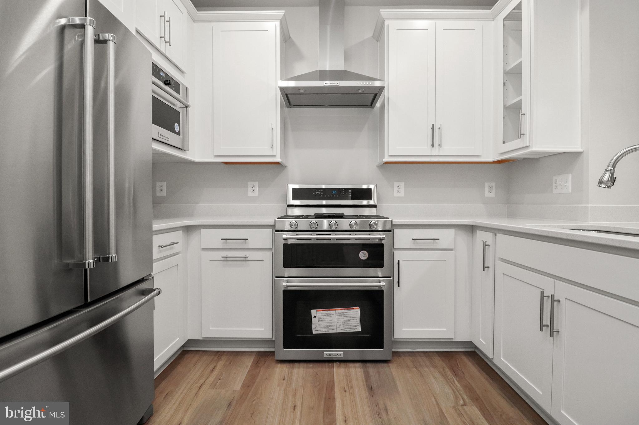 KINCORA - Residential Lease