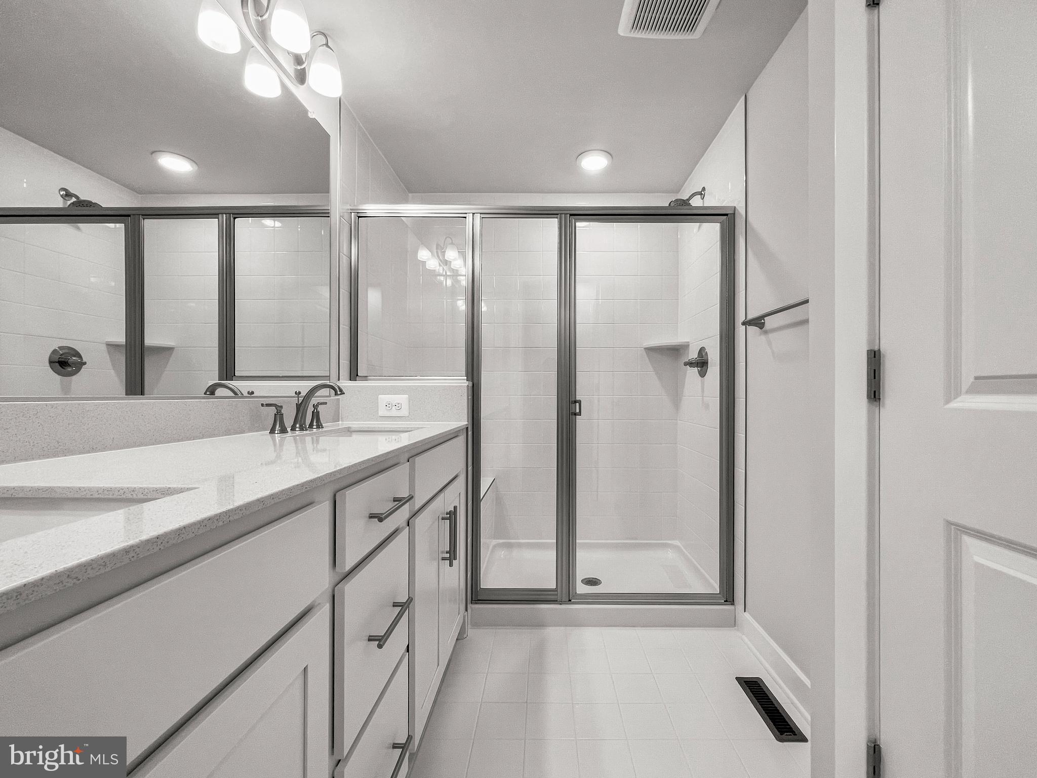 KINCORA - Residential Lease