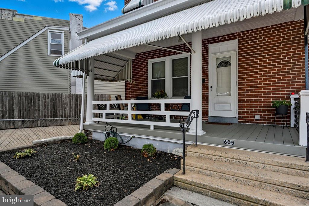 Photo of 605 Park Avenue, LANCASTER, PA 17602 (MLS # PALA2076798)