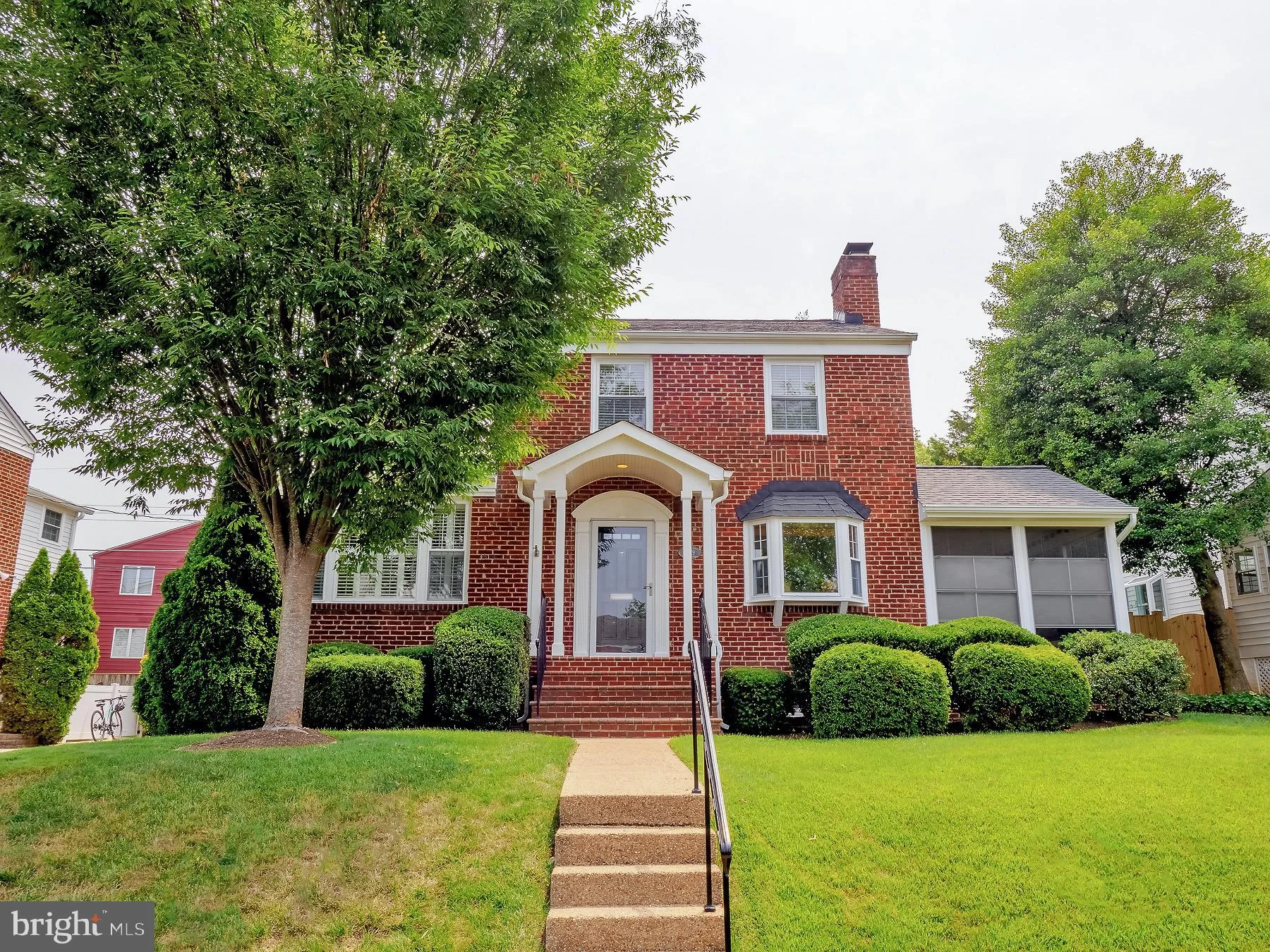 2629 N Quantico Street, Arlington, VA 22207