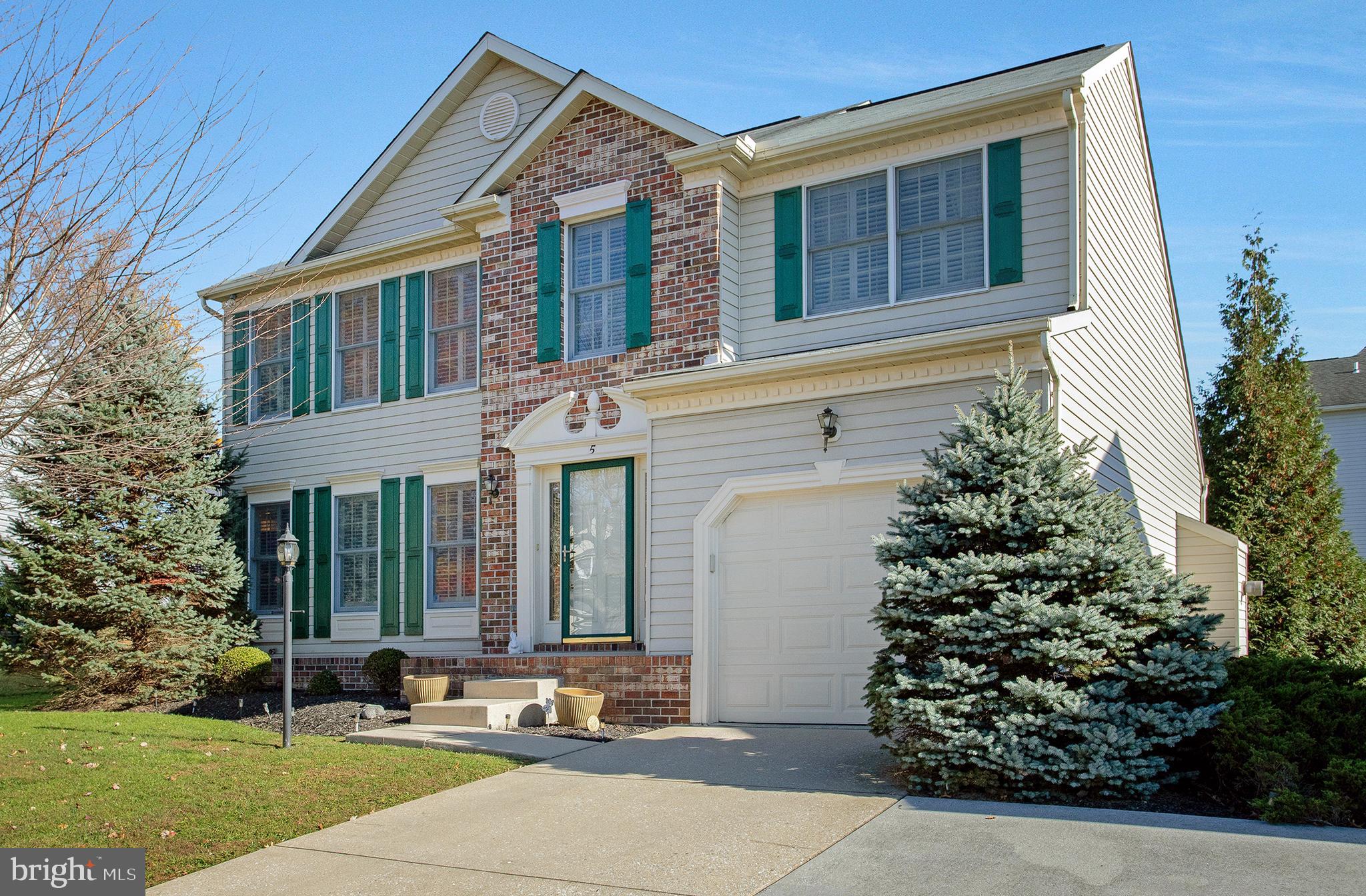 CEDARSIDE FARM - Residential