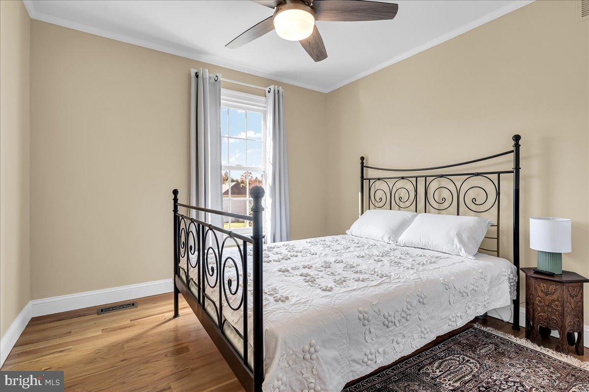 THORNBURY HUNT - Residential