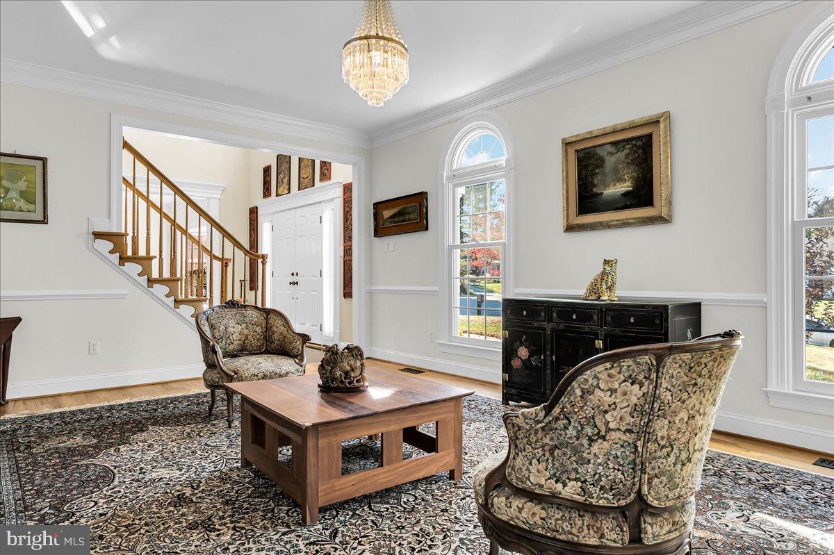 THORNBURY HUNT - Residential