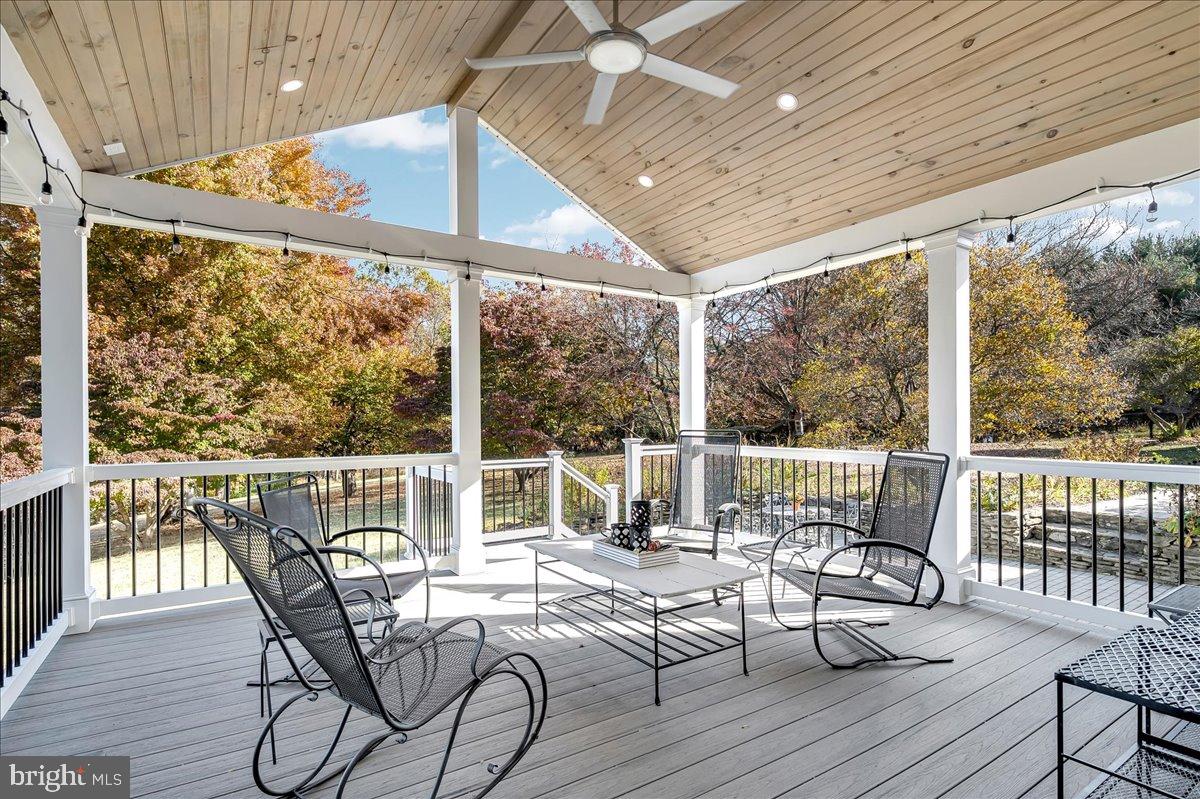 THORNBURY HUNT - Residential