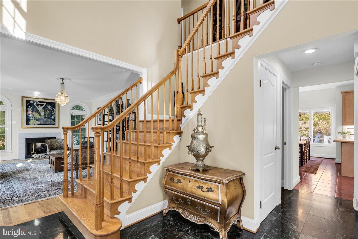 THORNBURY HUNT - Residential