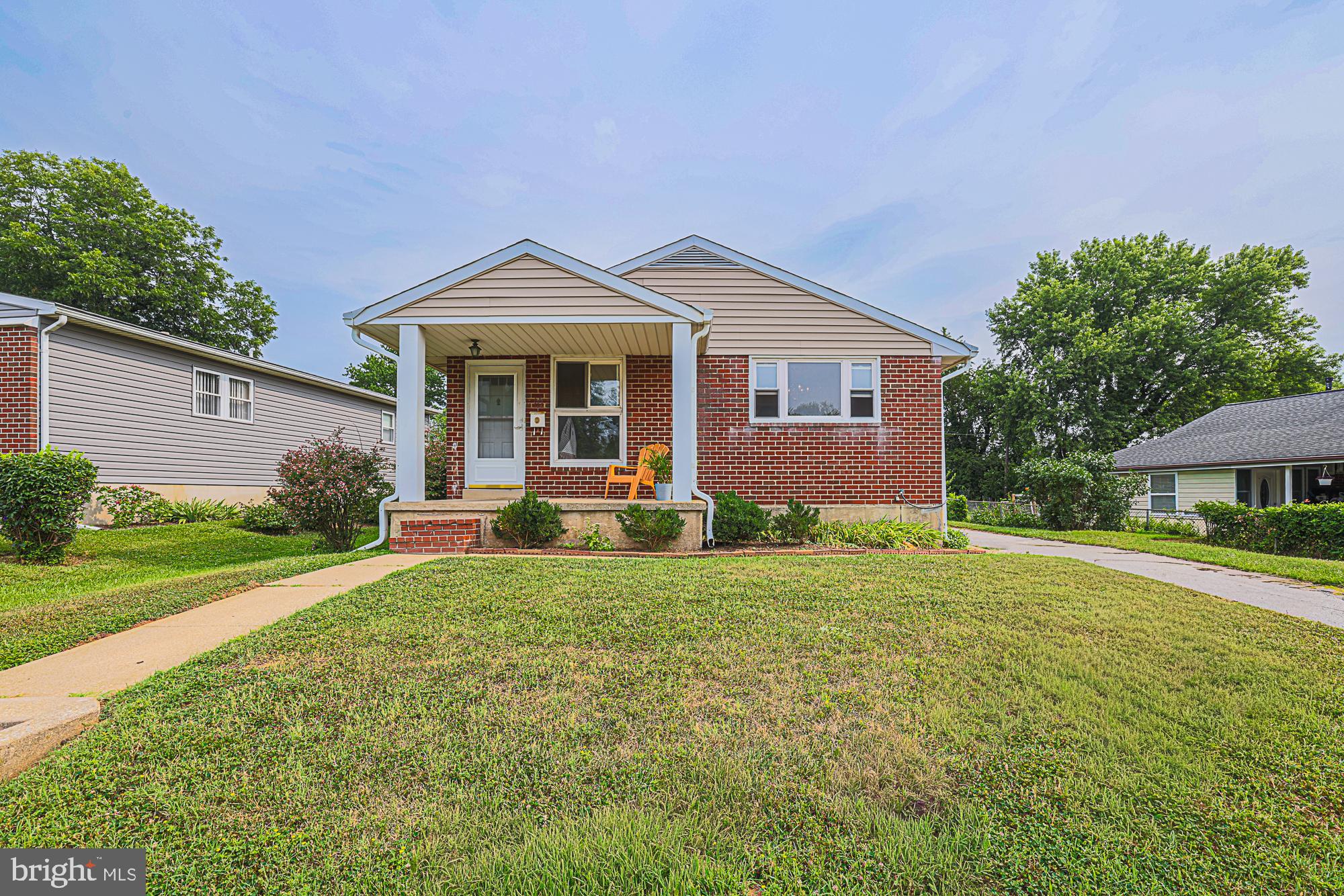 16 HATHAWAY ROAD