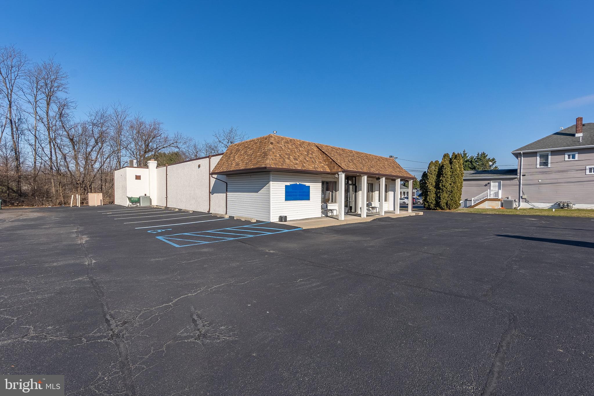 1376 NAAMANS CREEK ROAD