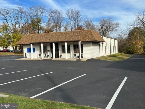 1376 NAAMANS CREEK ROAD GARNET VALLEY PA 19060