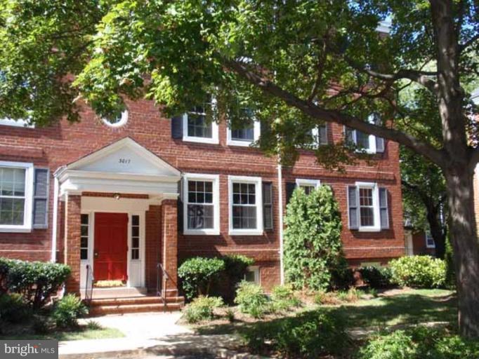 FAIRLINGTON VILLAGES - Residential Lease