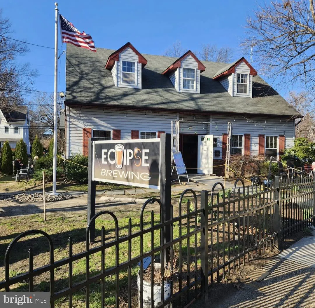 Pennsauken, New Jersey 08109, United States, 3 Bedrooms Bedrooms, ,2 BathroomsBathrooms,Residential,Active,197518