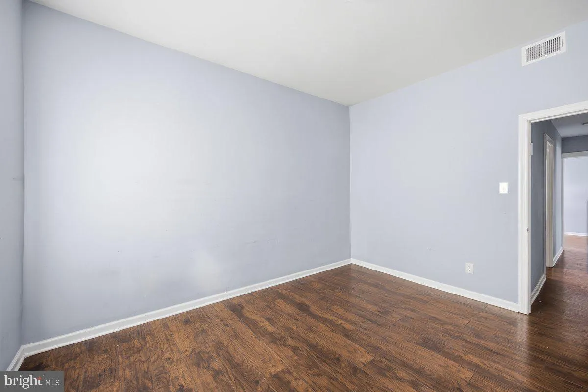 Pennsauken, New Jersey 08109, United States, 3 Bedrooms Bedrooms, ,2 BathroomsBathrooms,Residential,Active,197518