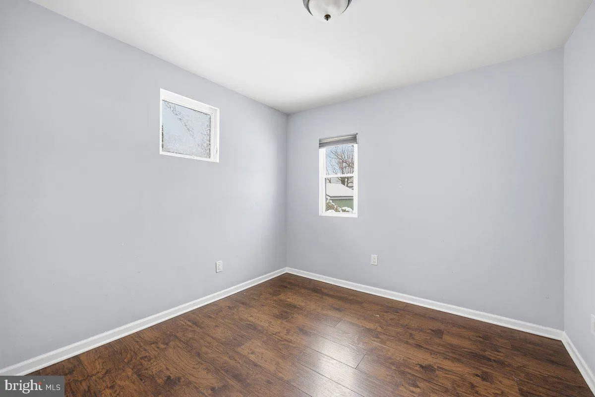 Pennsauken, New Jersey 08109, United States, 3 Bedrooms Bedrooms, ,2 BathroomsBathrooms,Residential,Active,197518