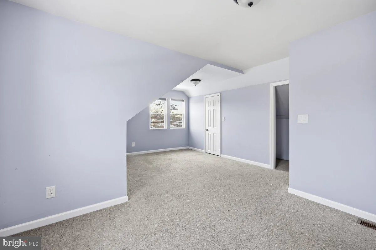 Pennsauken, New Jersey 08109, United States, 3 Bedrooms Bedrooms, ,2 BathroomsBathrooms,Residential,Active,197518