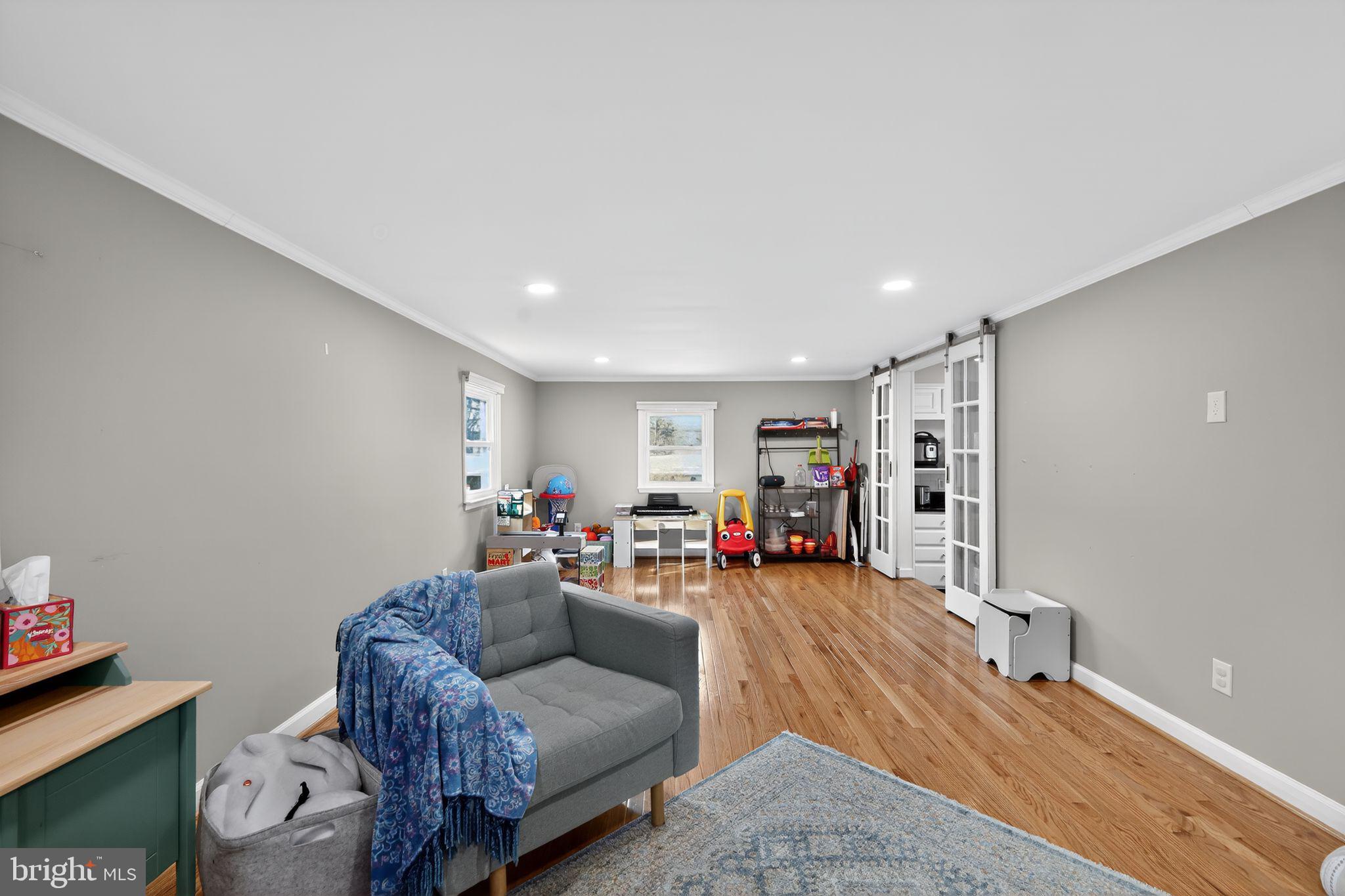 MONTEVIDEO COURT - Residential