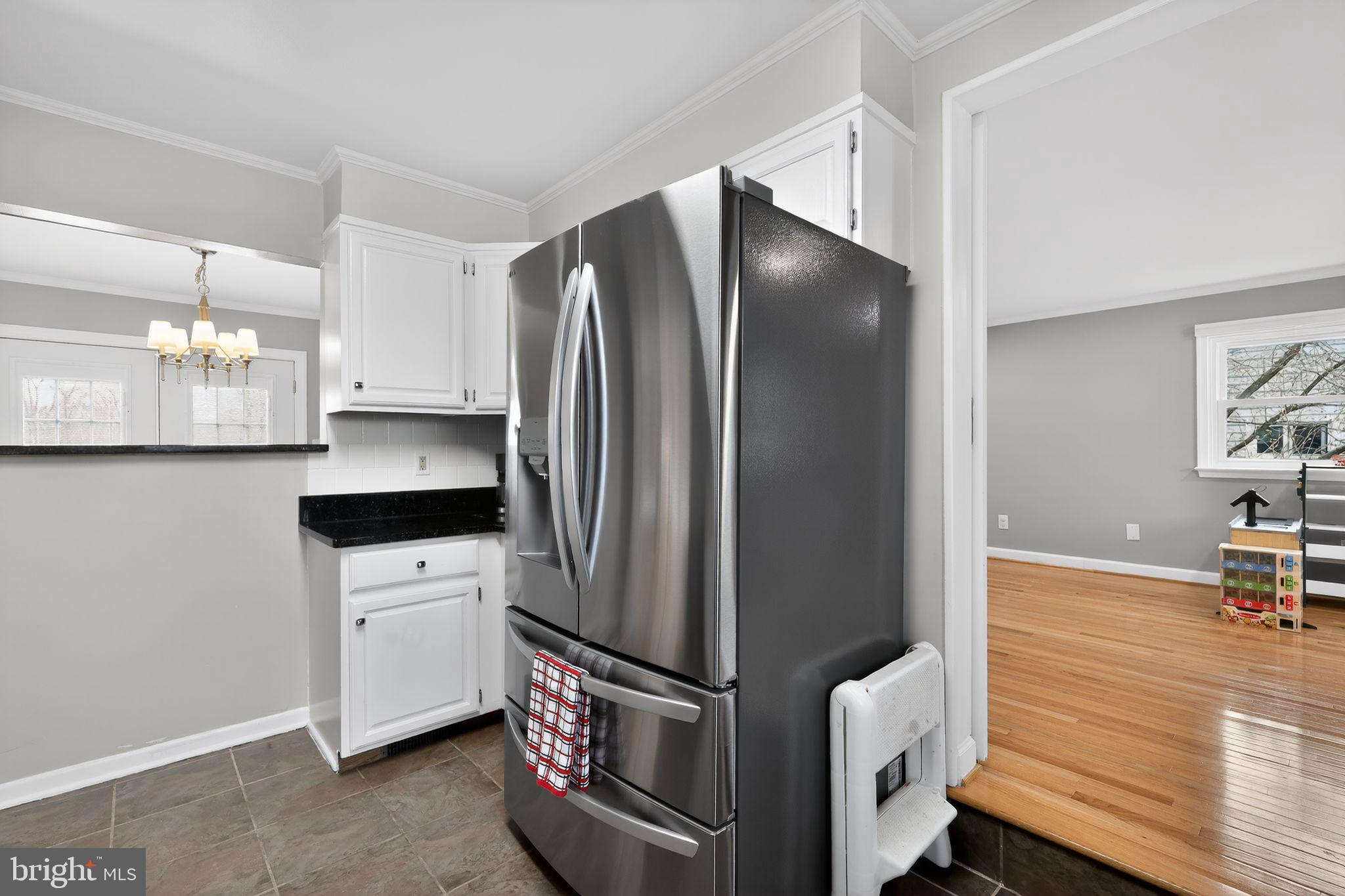 MONTEVIDEO COURT - Residential