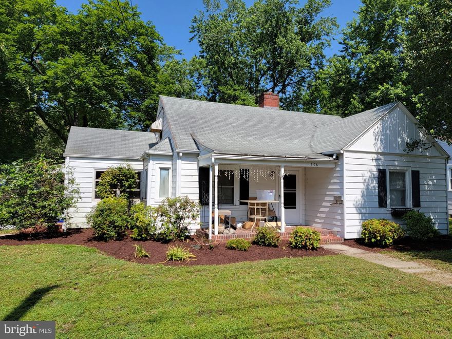 This updated 1200 square foot cape cod features a master bedroom on the first floor with a private entrance, two additional bedrooms and a second full bath. In the galley style kitchen it has quartz countertops and hardwood floors throughout. The living room also has a spiral captains ladder hidden behind a bookshelf disguised door to the attic. The dining room opens to the privately fenced backyard deck and flagstone patio. 906 is an excellent home for entertaining guests, starting a family, and retiring peacefully in a low maintenance property located conveniently near the Salisbury University and Downtown Salisbury.