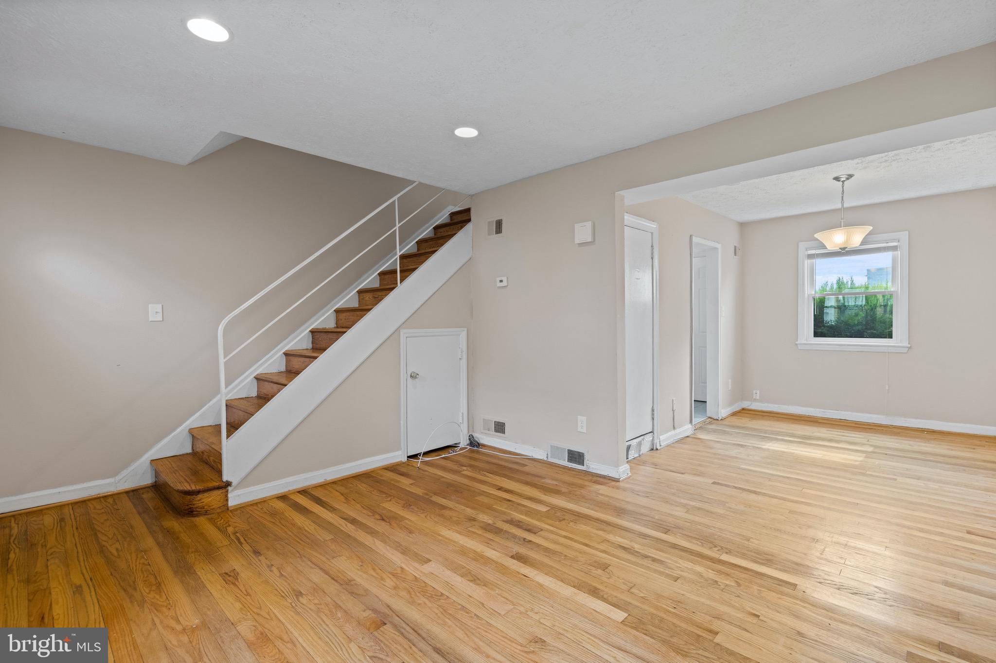 IVERSON VILLAGE CONDO - Residential