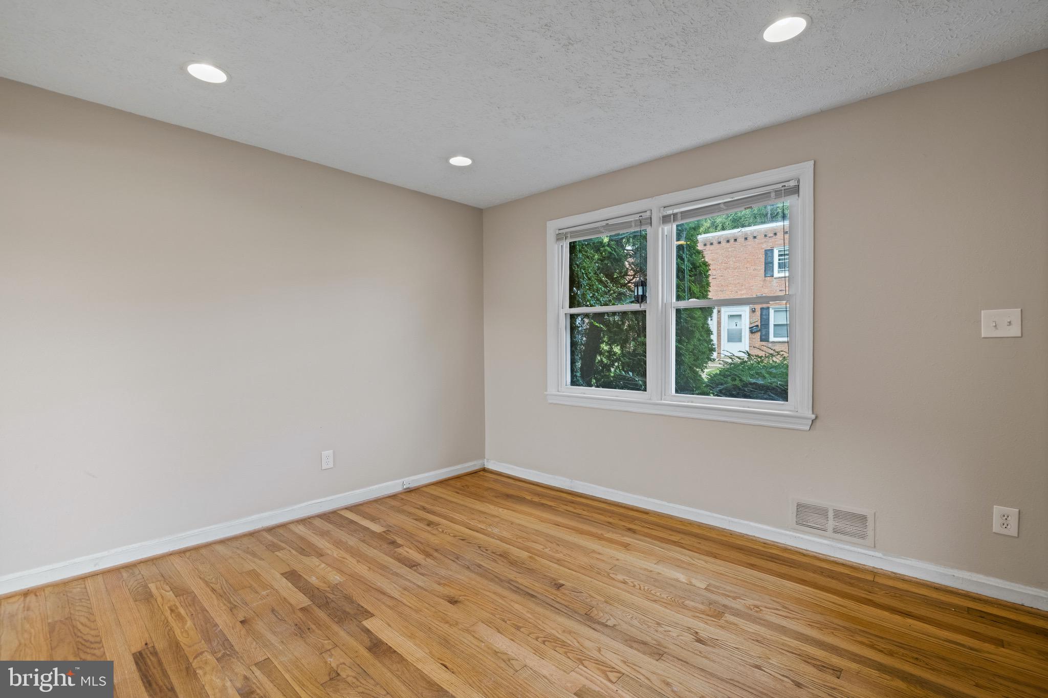 IVERSON VILLAGE CONDO - Residential