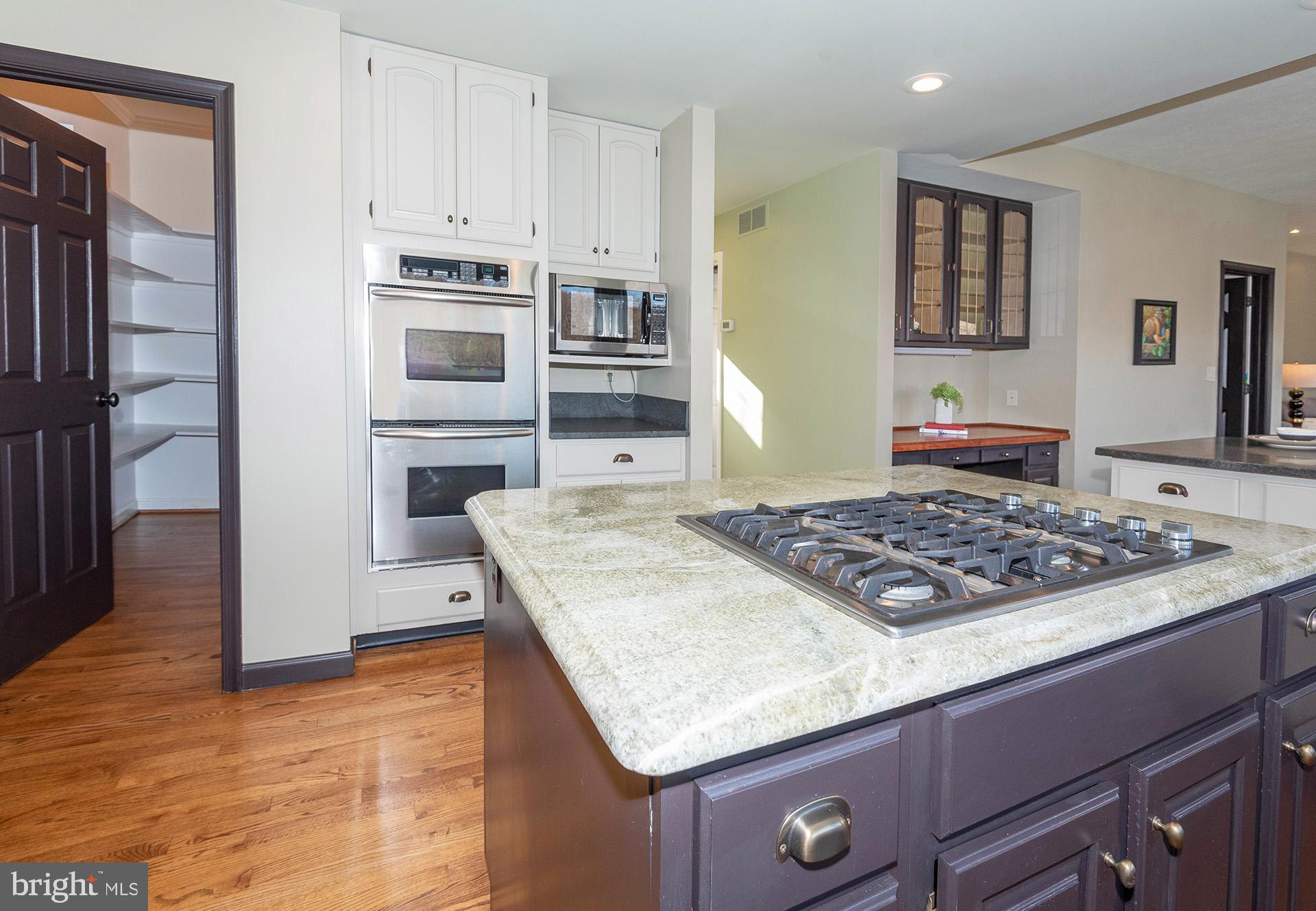 HARWOOD - Residential