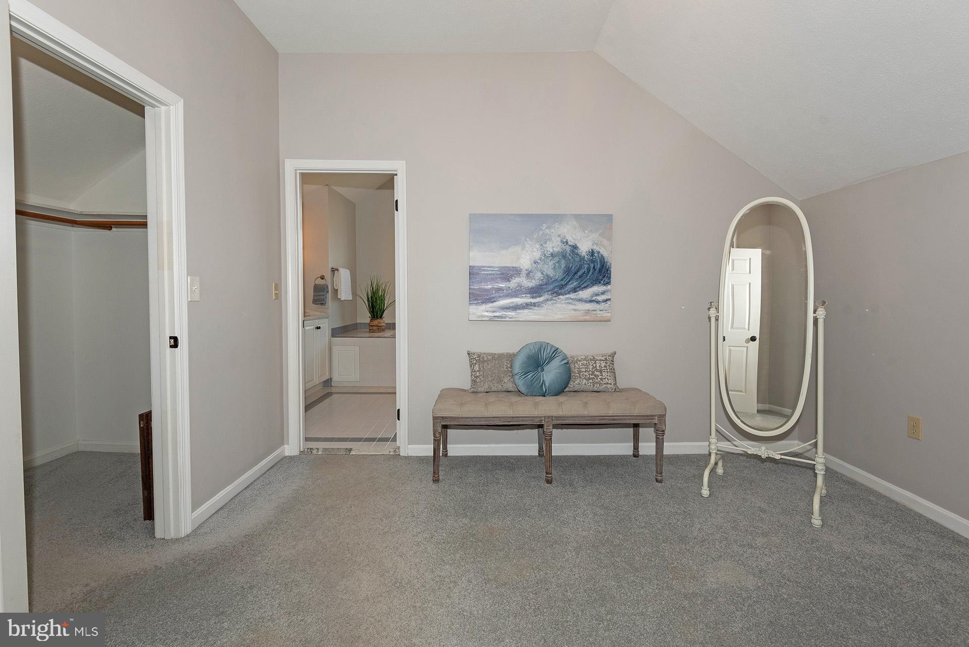 HARWOOD - Residential