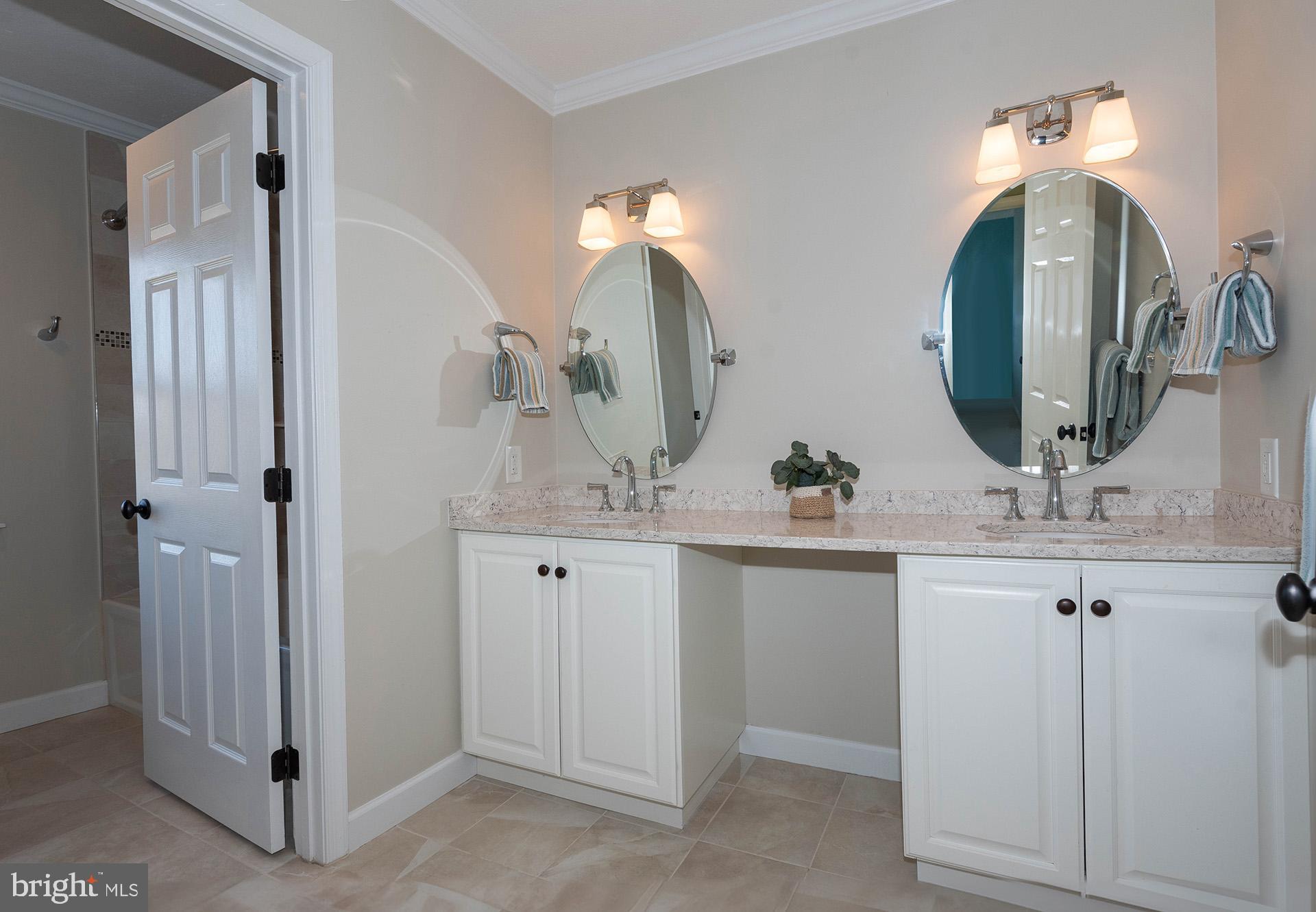 HARWOOD - Residential