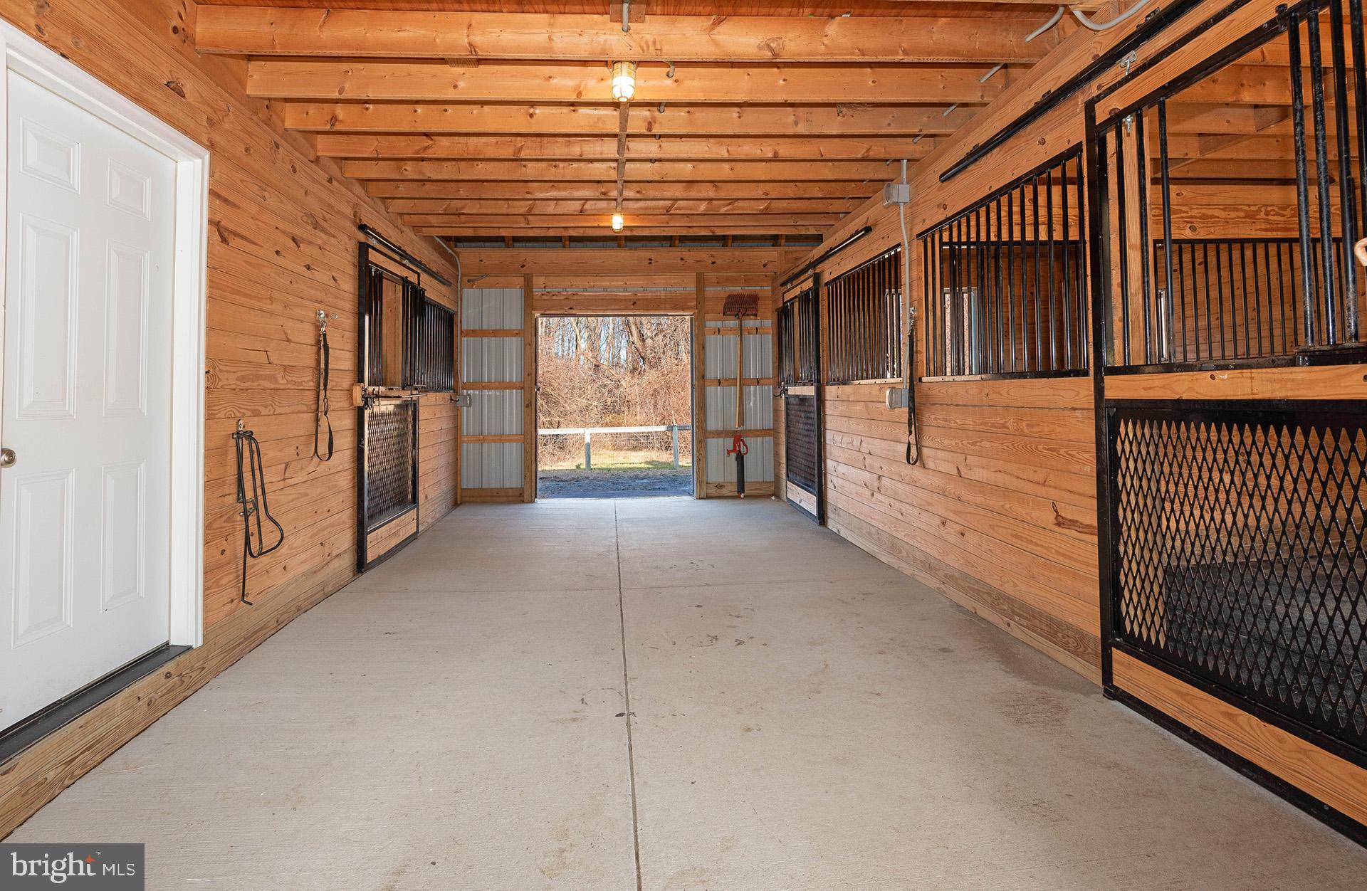 HARWOOD - Residential