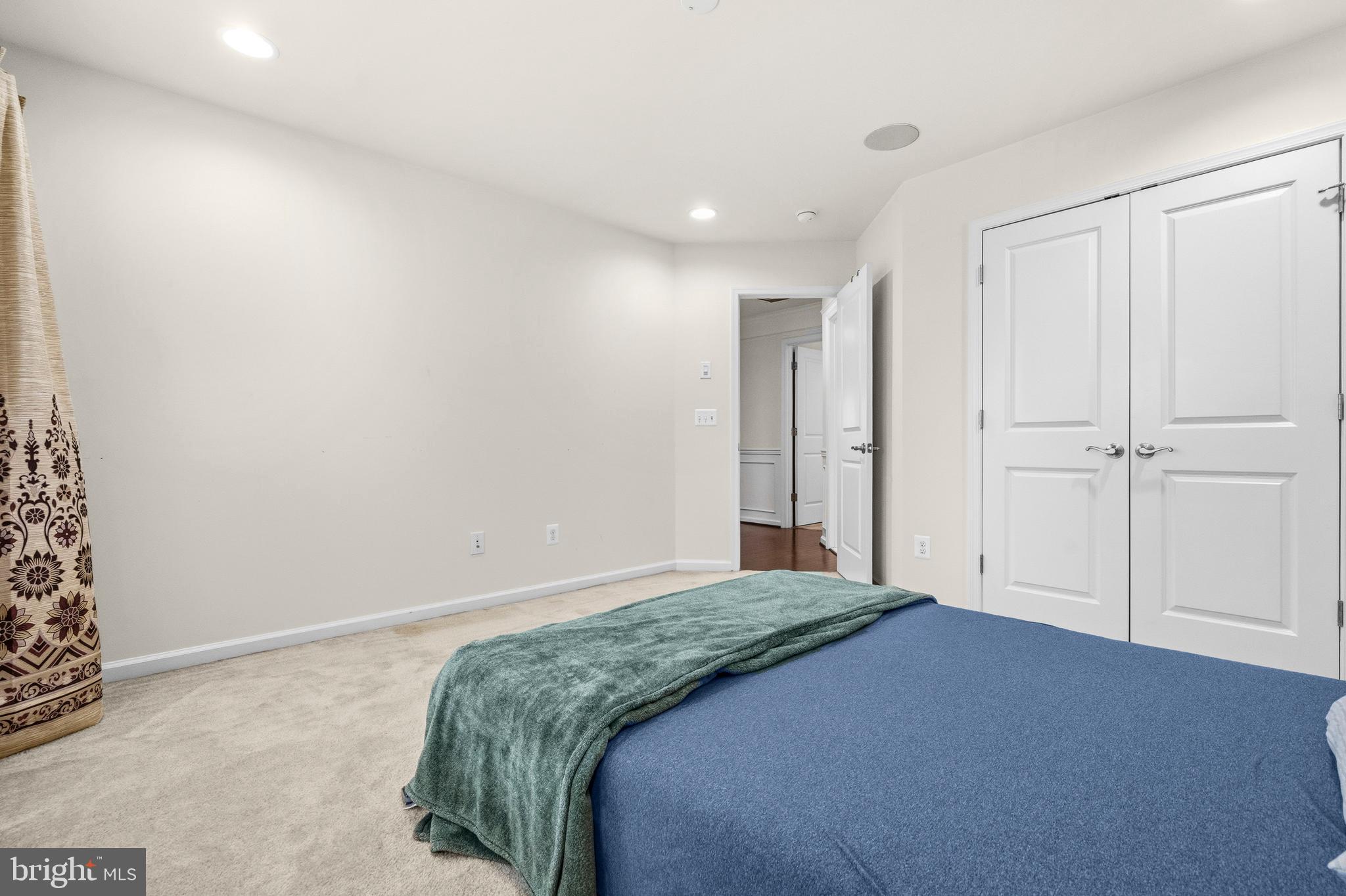 BRAMBLETON - Residential