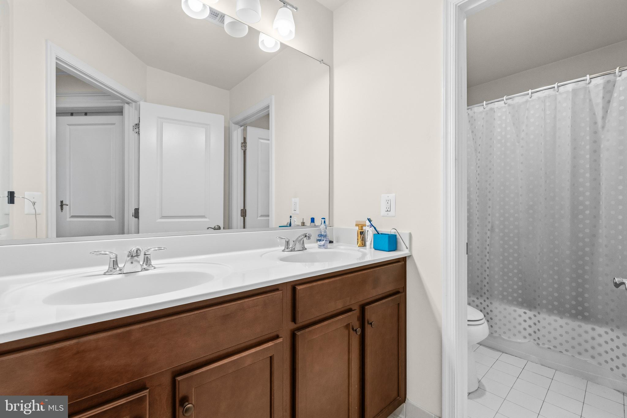 BRAMBLETON - Residential