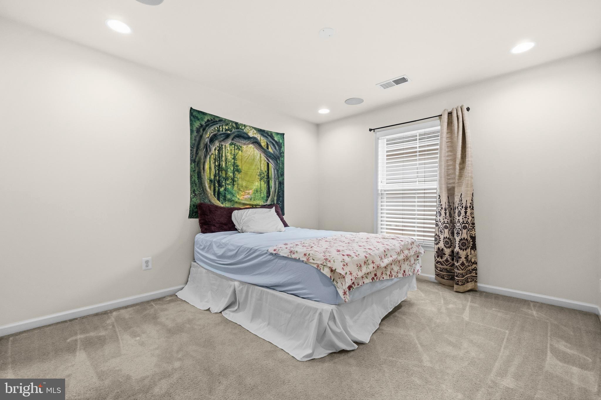 BRAMBLETON - Residential