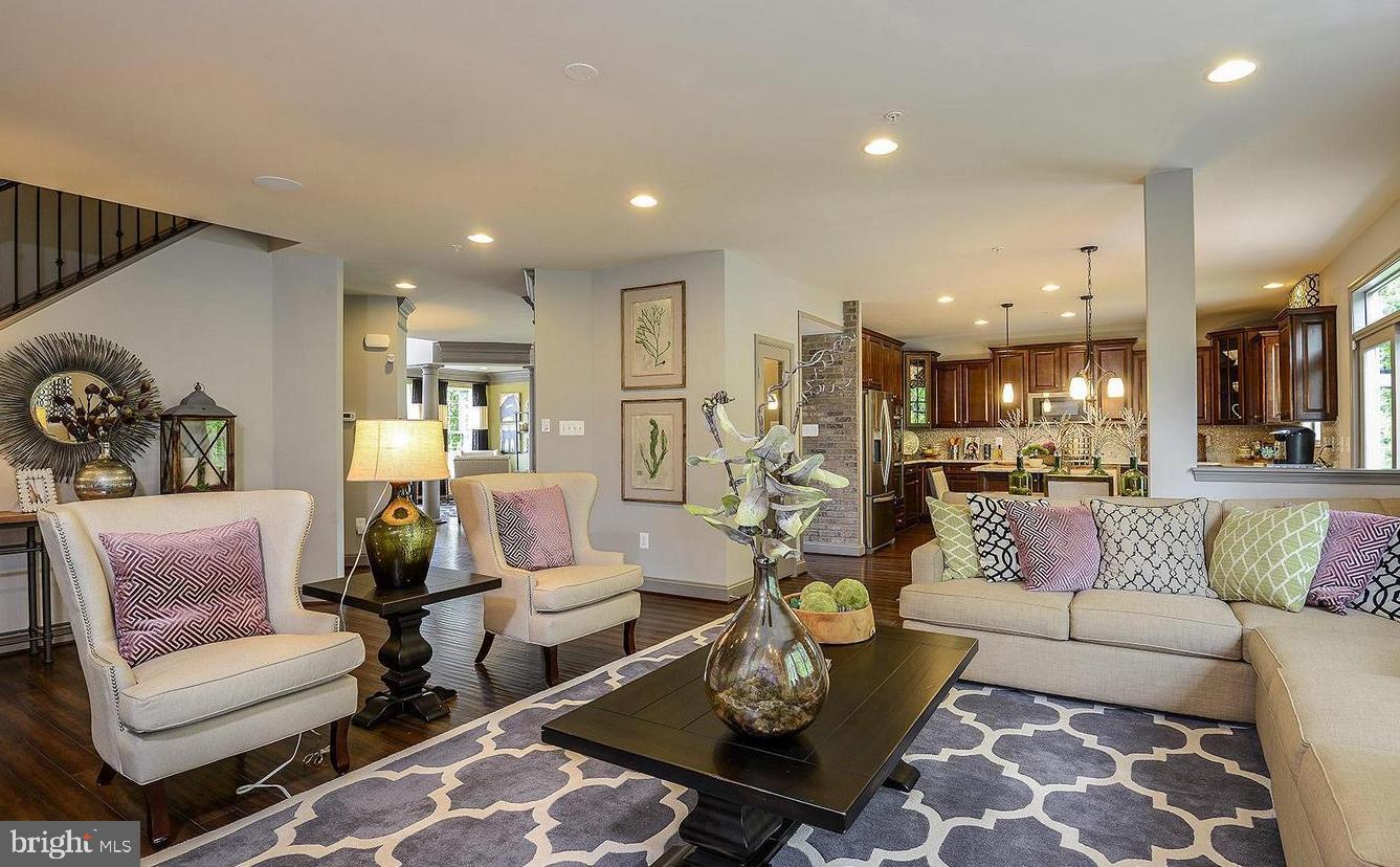 PARKSIDE - Residential Lease