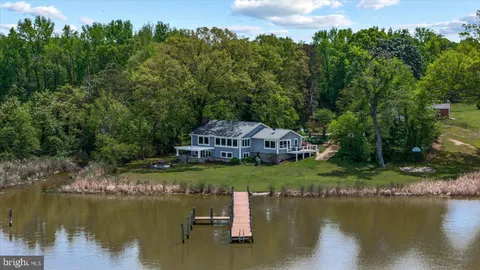 20345 Ridge Road, Colonial Beach, VA MLS: VAWE2008676