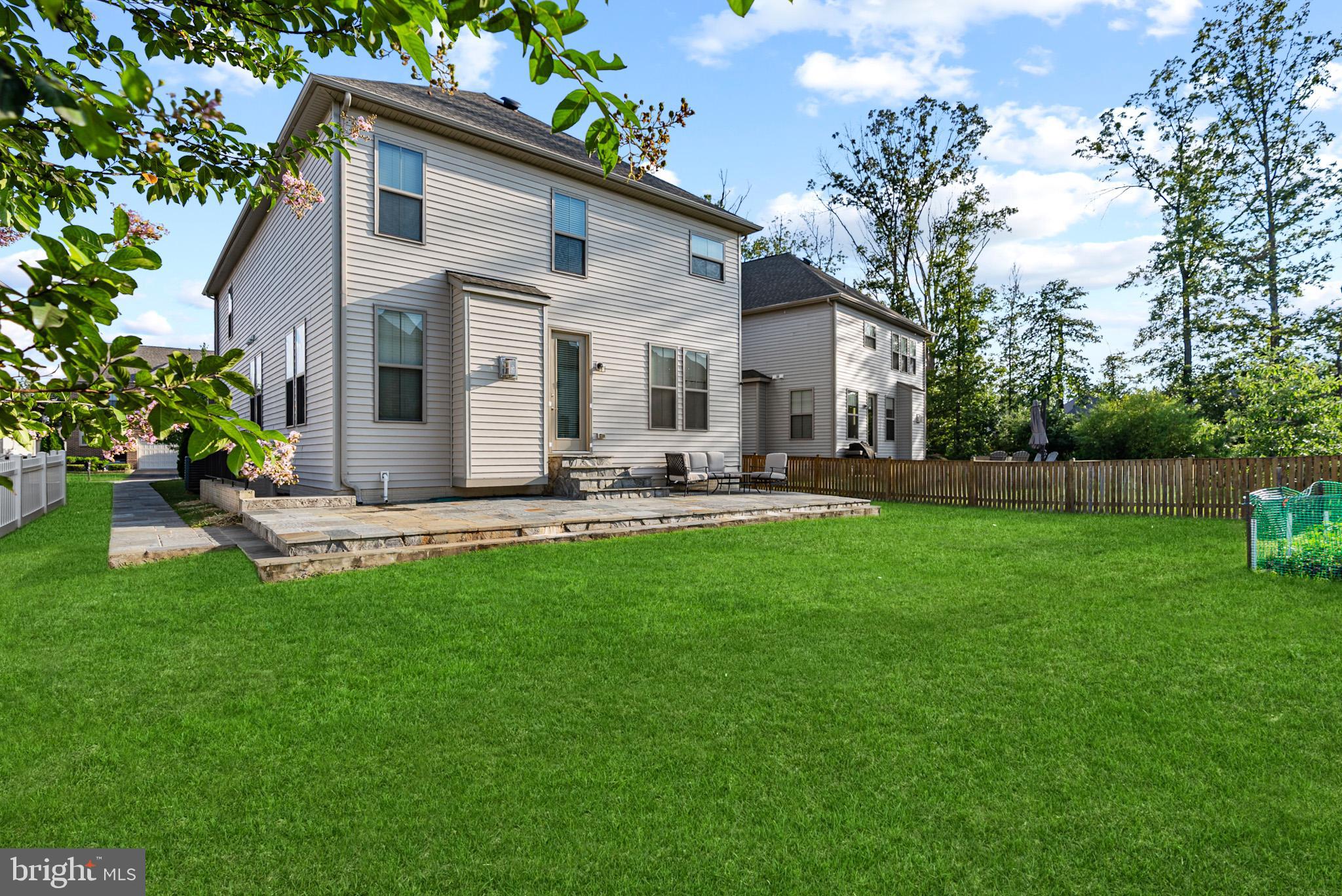 42506 OXFORD FOREST CIRCLE