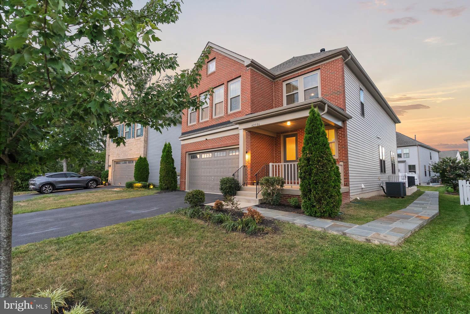 42506 OXFORD FOREST CIRCLE