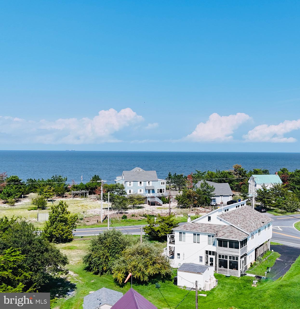 350 BAY AVENUE