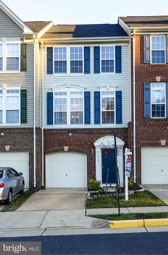 HUNTINGTON GROVE - Residential