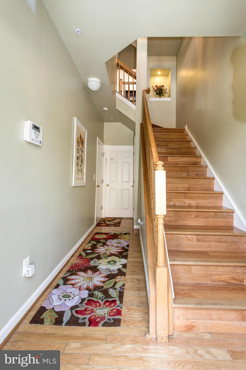 HUNTINGTON GROVE - Residential