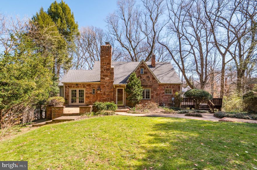 1935-built brick home on large lot with surrounding forest views. Updated primary bedroom and bath. Walkout side and rear deck with screened-in porch. 4,000 total interior SF. Gourmet kitchen with breakfast room. Situated just around the corner from Pimmit Run Trail and Chain Bridge for easy access into and out of Washington, DC!