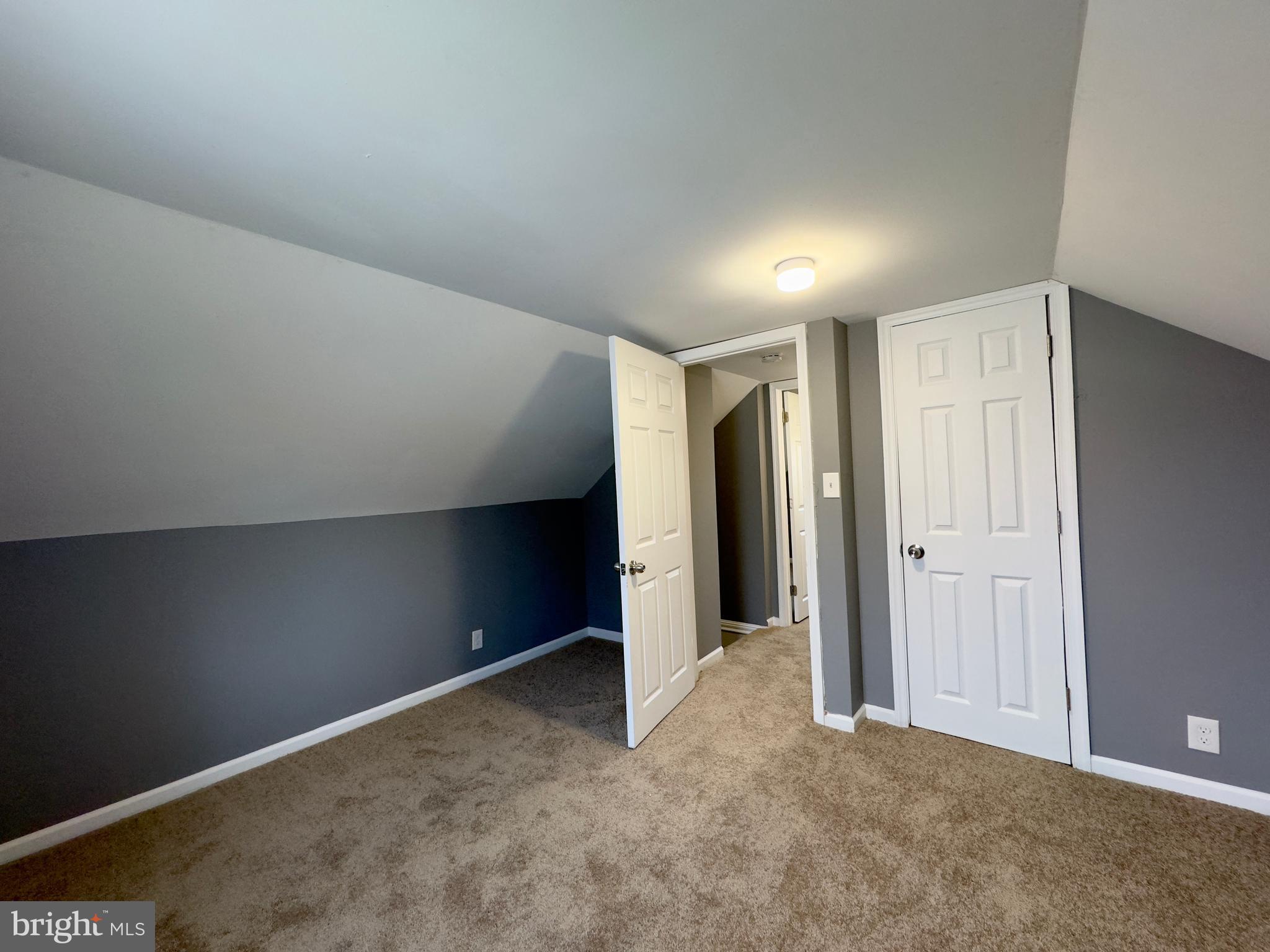 PARKVILLE - Residential Lease