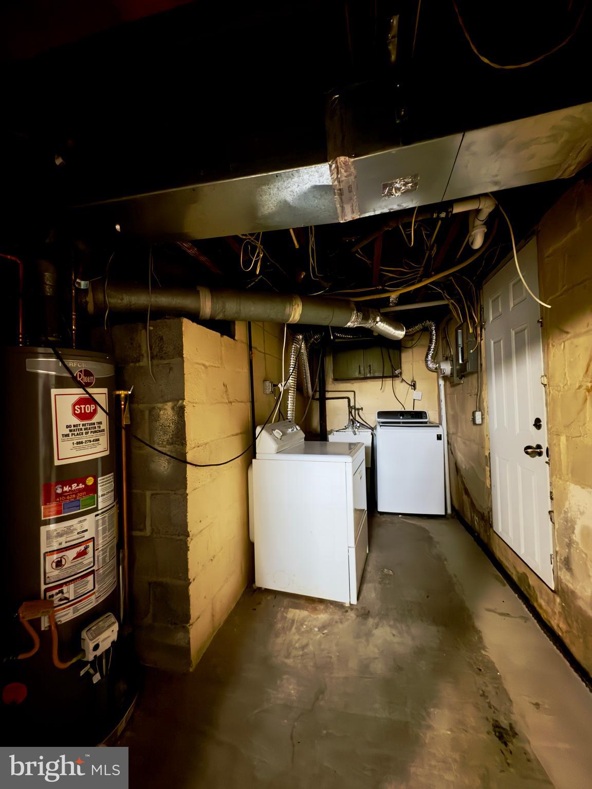 PARKVILLE - Residential Lease