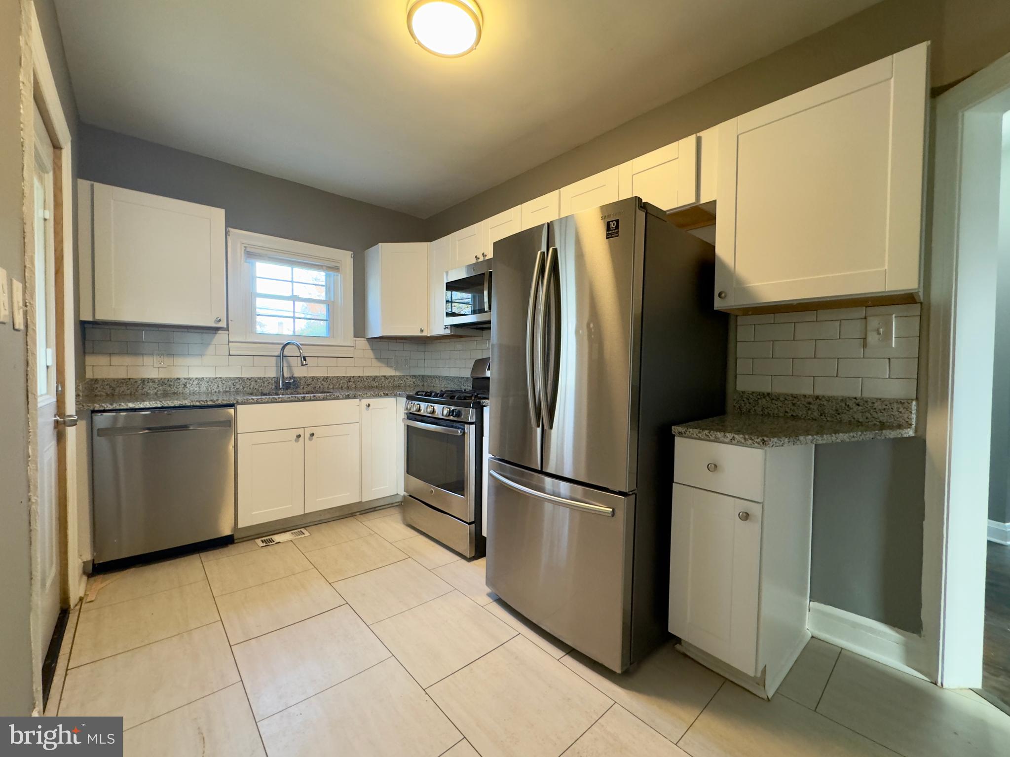 PARKVILLE - Residential Lease