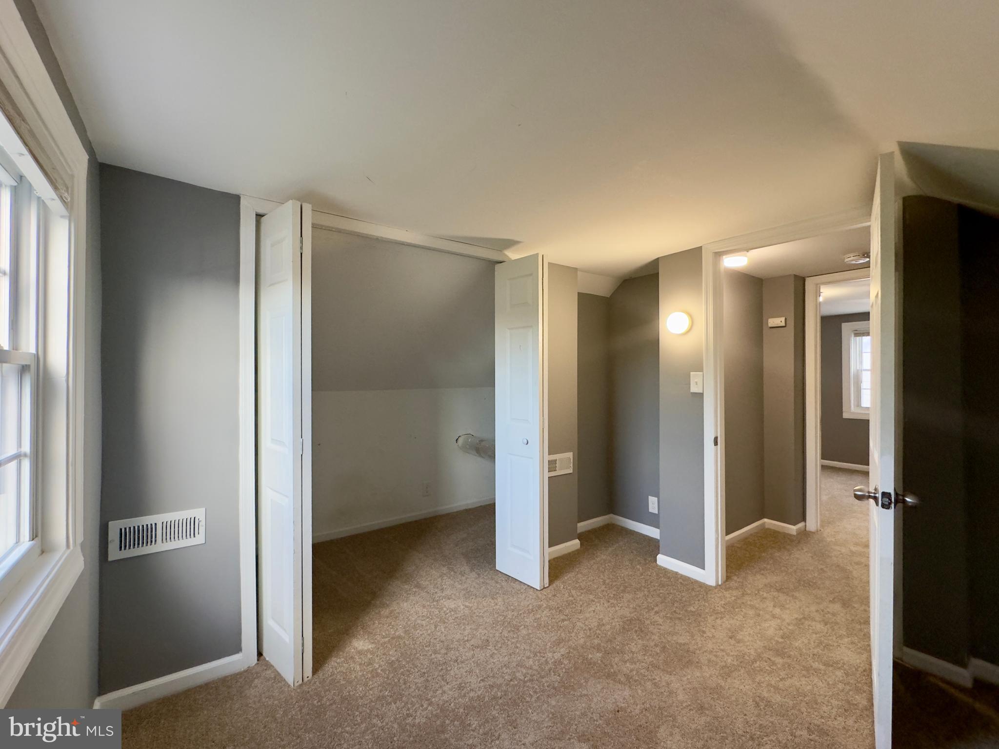 PARKVILLE - Residential Lease