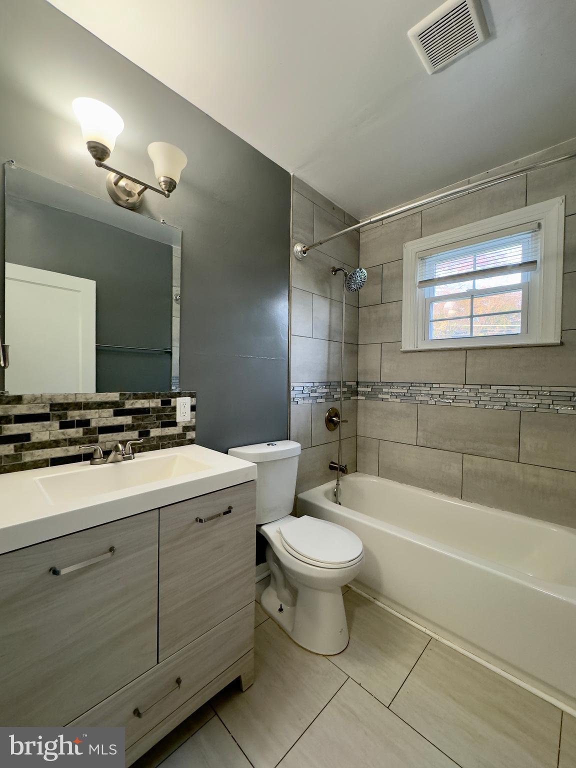 PARKVILLE - Residential Lease