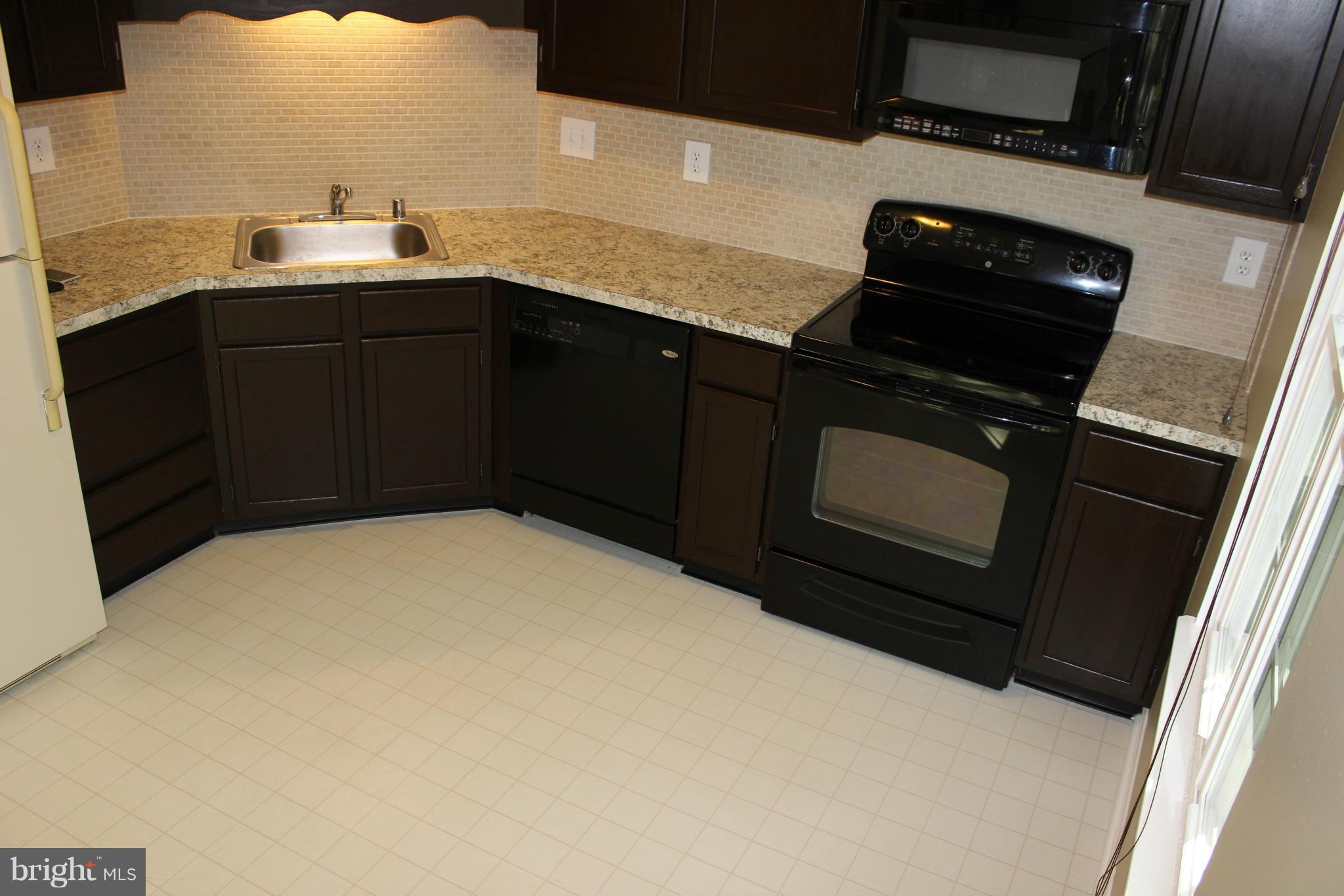 OLD FIELDS - Residential