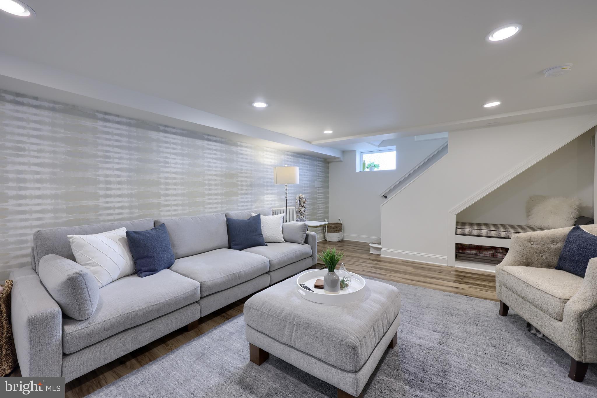 HAMILTON PARK - Residential