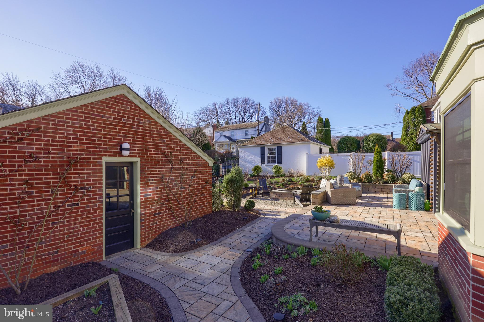 HAMILTON PARK - Residential