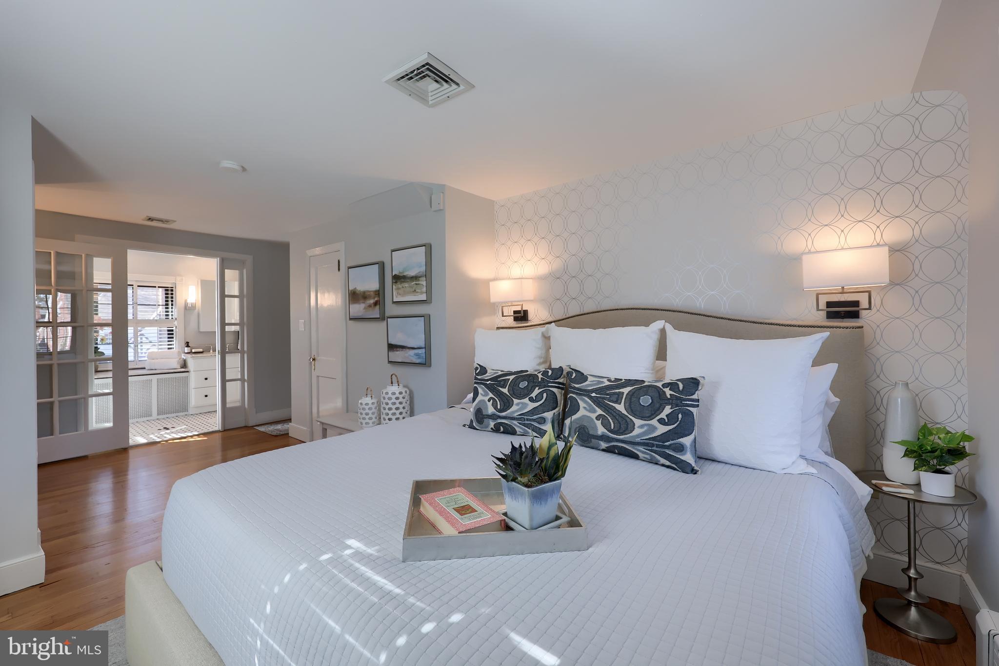 HAMILTON PARK - Residential