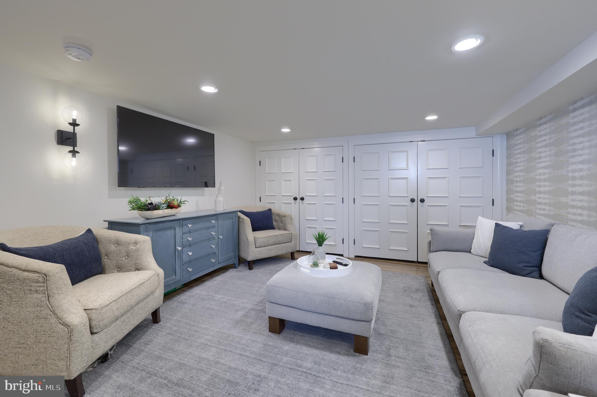 HAMILTON PARK - Residential