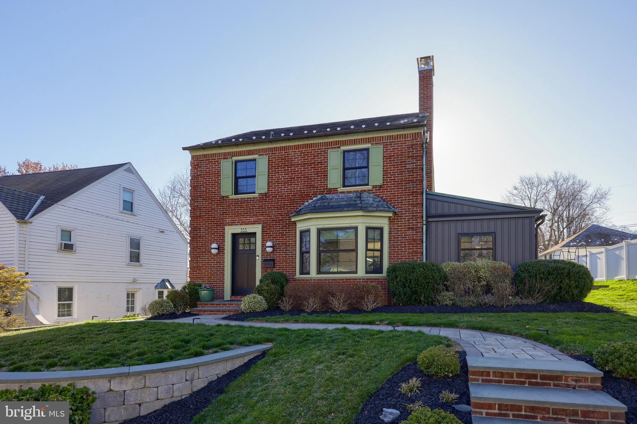 HAMILTON PARK - Residential