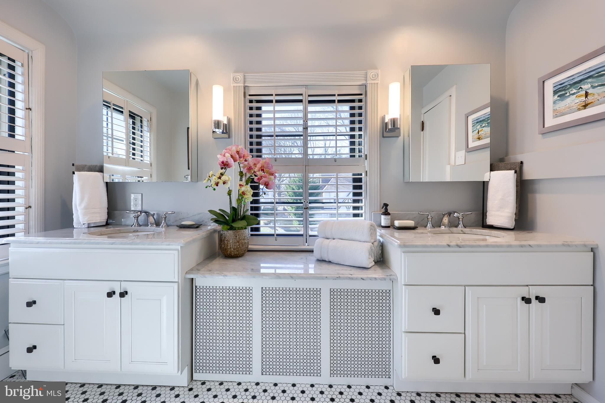 HAMILTON PARK - Residential