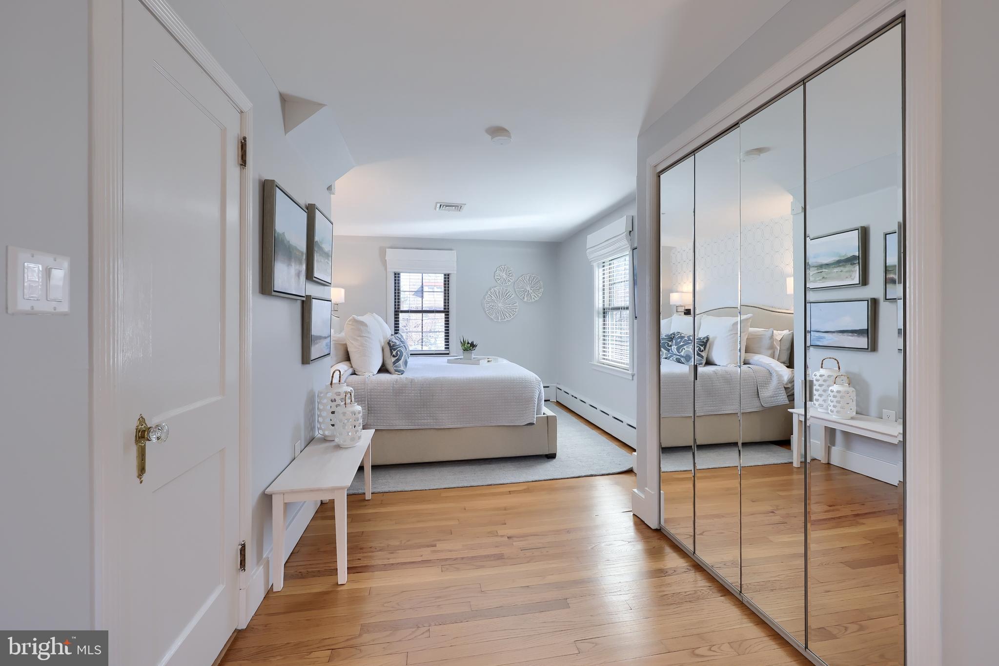 HAMILTON PARK - Residential